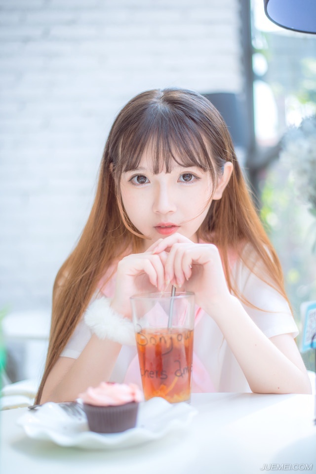 因为一个人也无法长安，自己对着自己其实是俩人。——韩寒《长安乱》